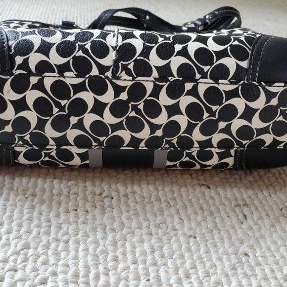 COACH Heritage Stripe Black and Grey 4 Piece Set - Picture 13 of 16